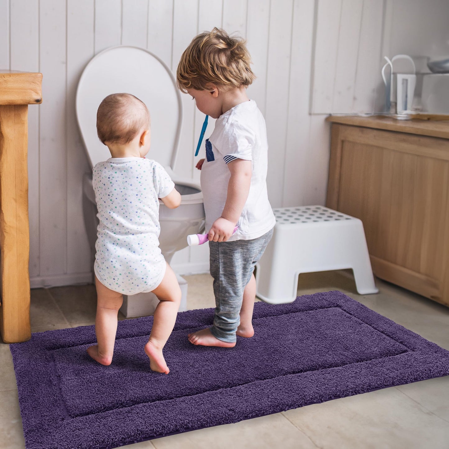 Quick Dry Plush Bathroom Rug, 24x17 Inch, White