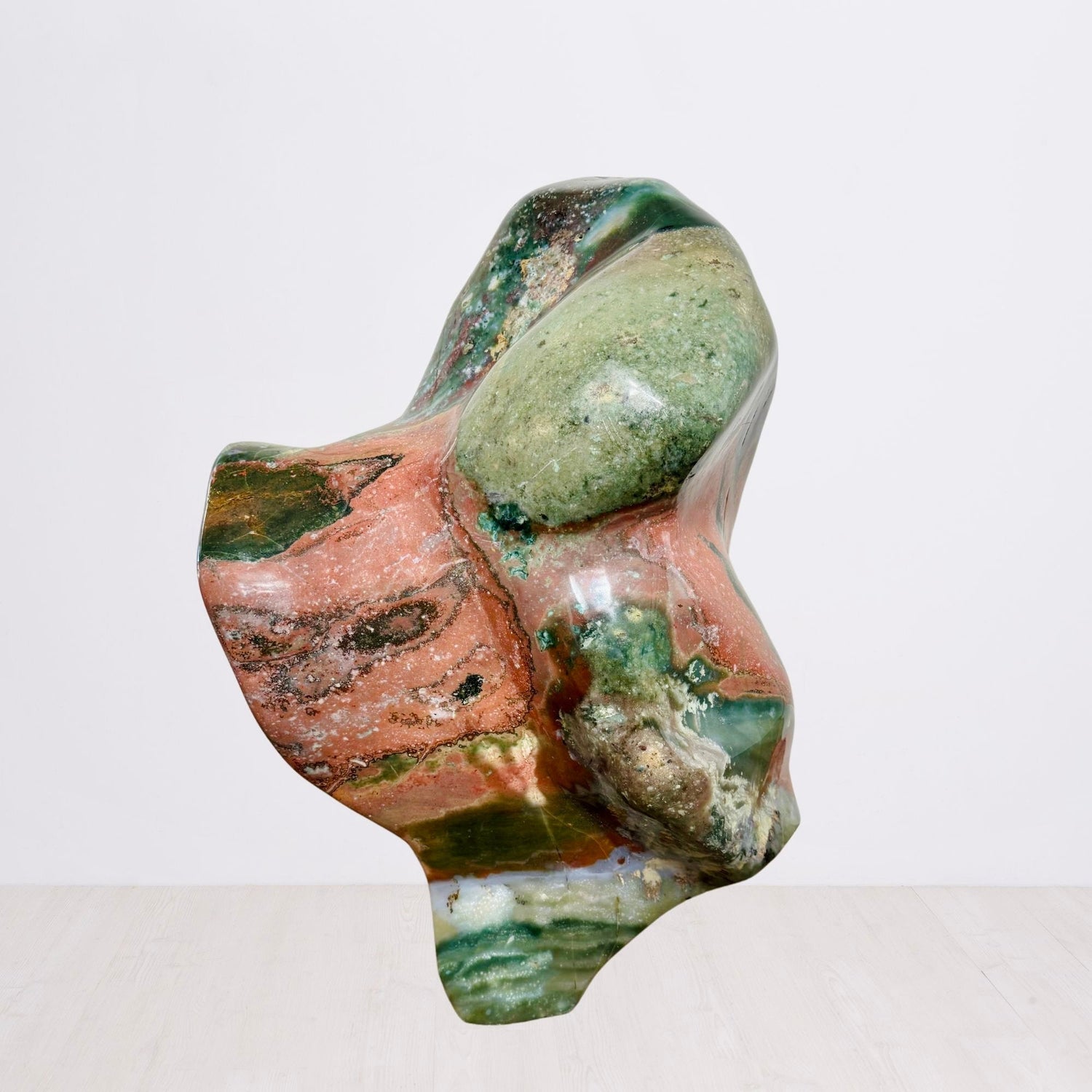 Sculptures and crystal