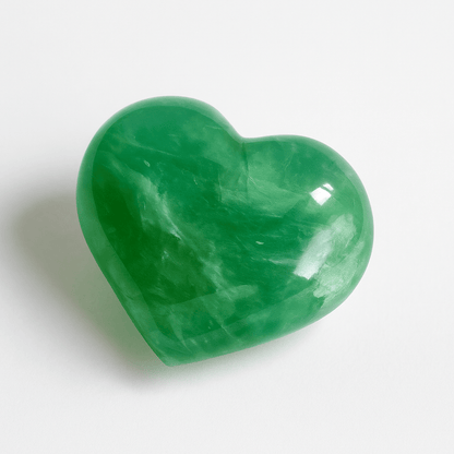 3D Green Fluorite Heart – Hand-Polished Crystal for Gift & Decor