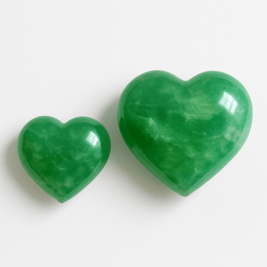 3D Green Fluorite Heart – Hand-Polished Crystal for Gift & Decor
